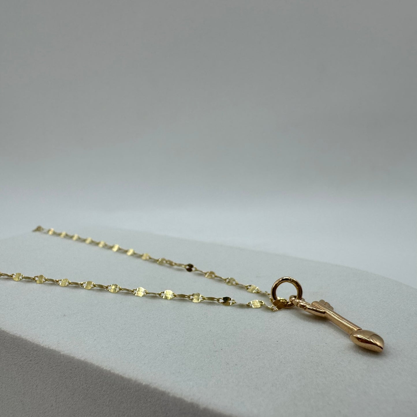 Collana specchiatina con freccia cupido oro