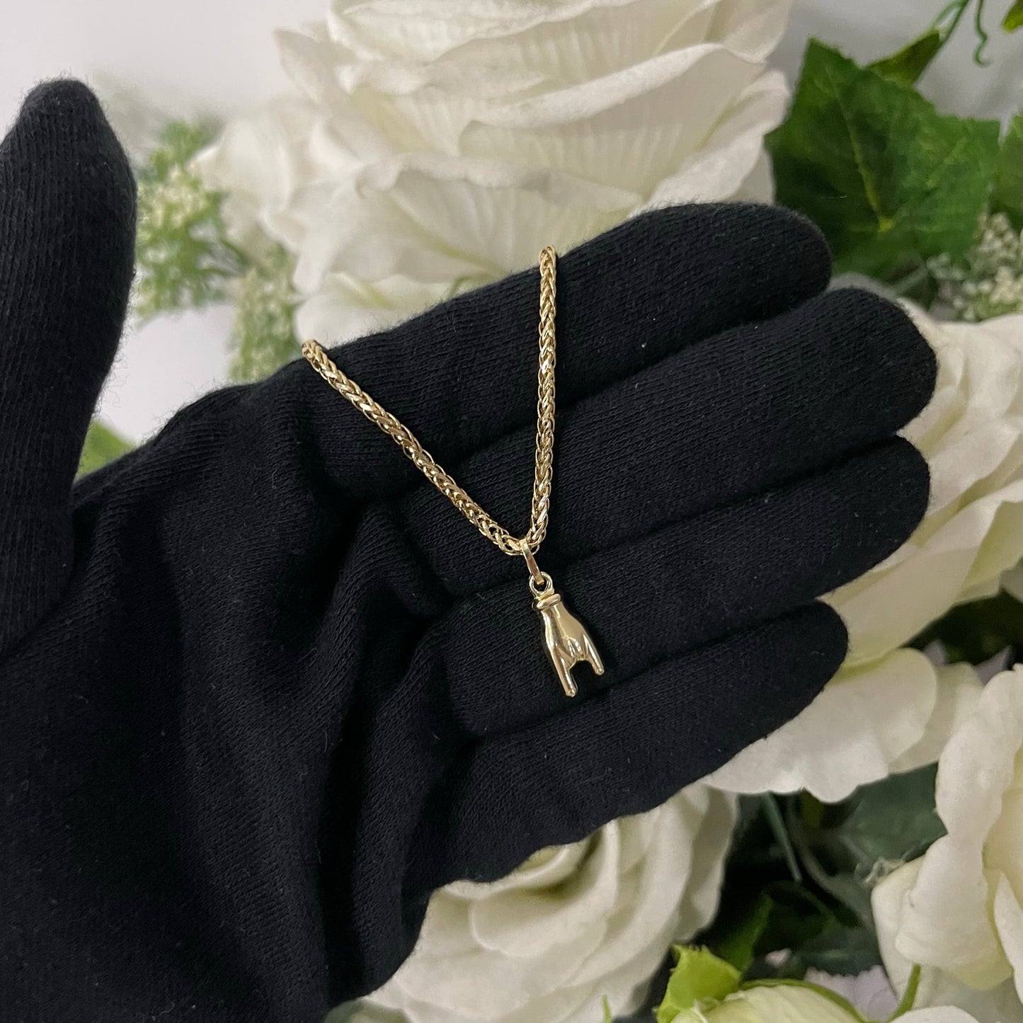 Collana spighetta con corna oro