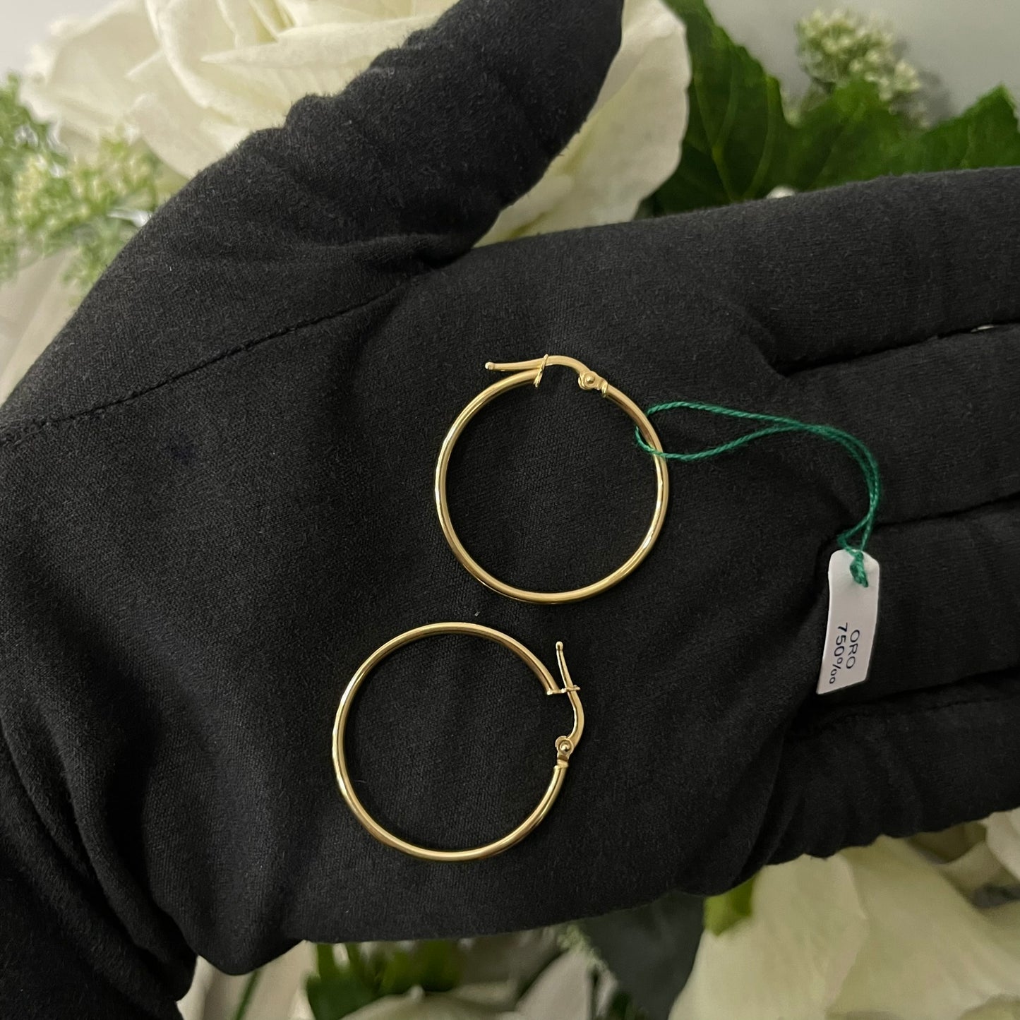 Orecchini cerchio slim oro