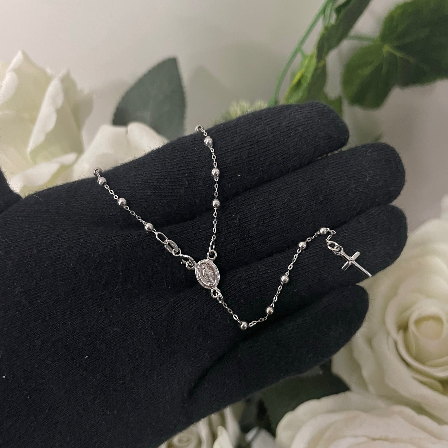 Collana rosario sfere lisce oro