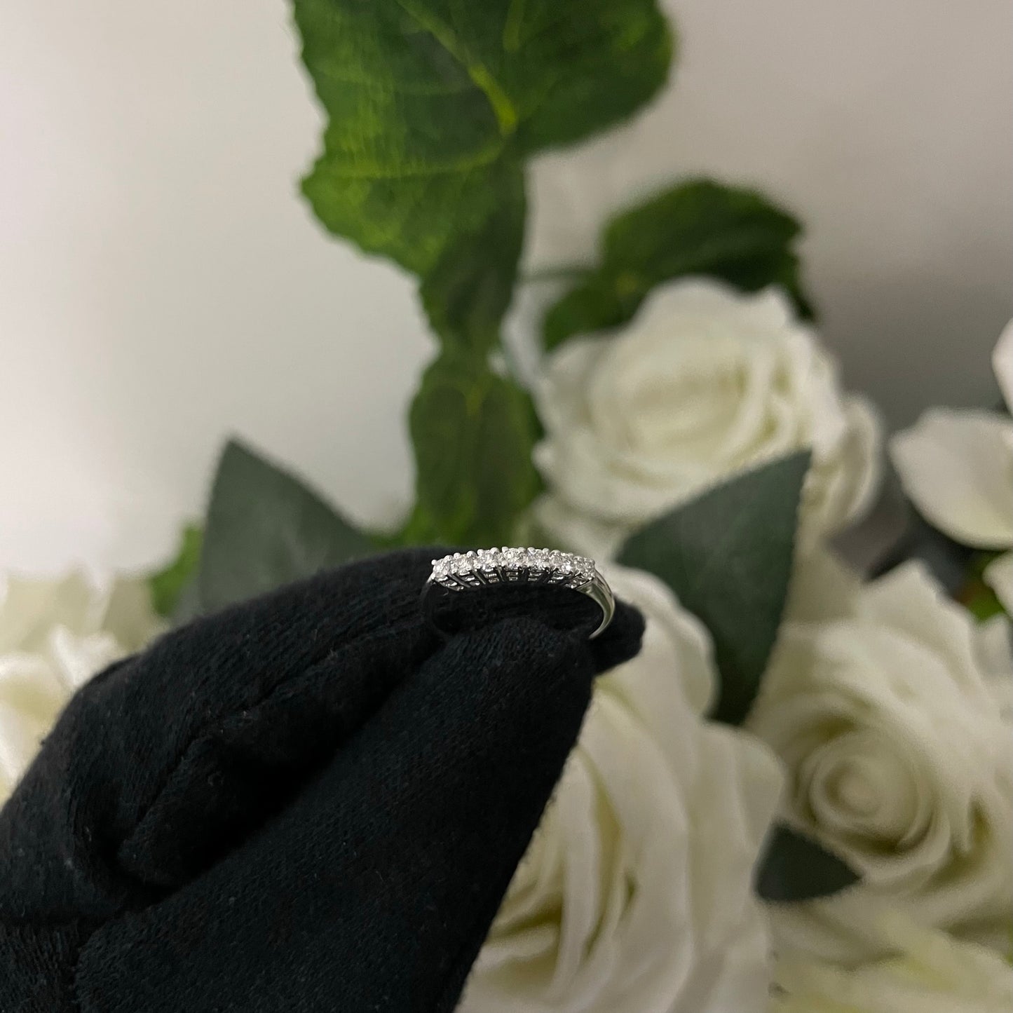 Anello semi veretta E-F/IF-VVS oro e diamanti