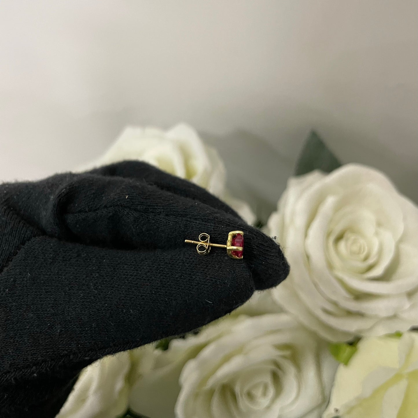 Orecchini cuore oro e zirconi