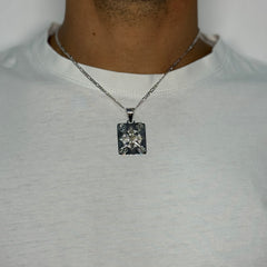 Collana 3+1 con rosa dei venti con zirconi oro
