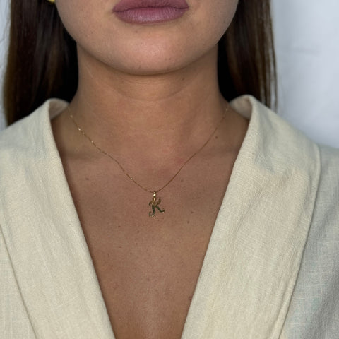 Collana con lettera oro