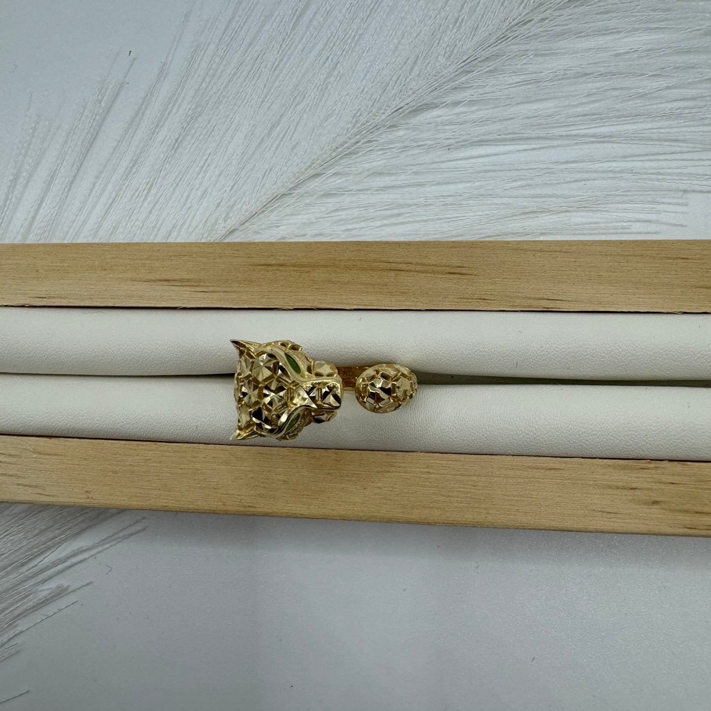Anello jaguaro zirconi e oro