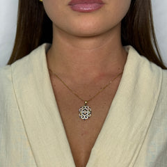 Collana con mandala con zirconi oro