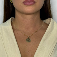 Collana con mandala piastra oro