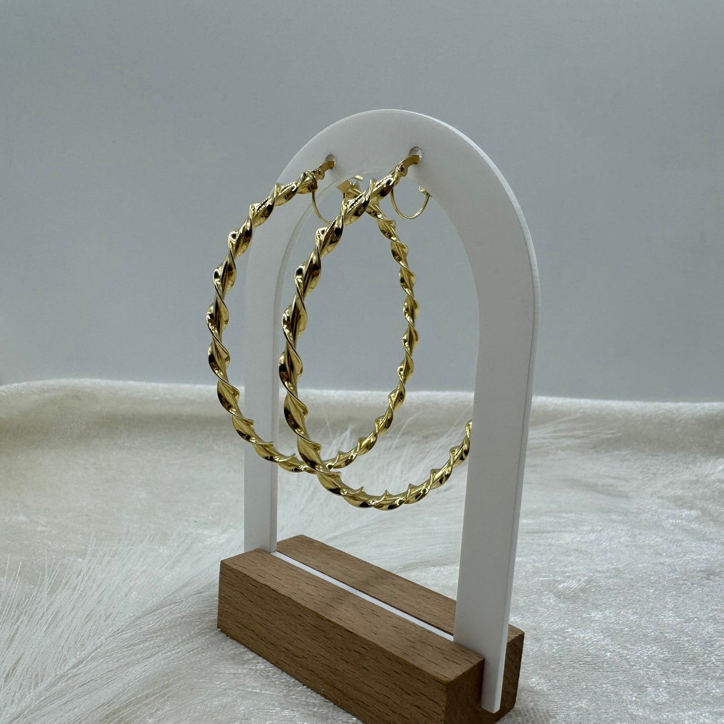 Orecchini cerchio torchon liscio oro
