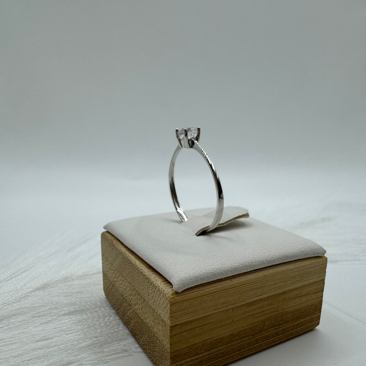 Anello Solitario oro