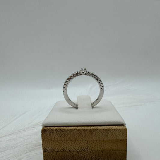 Anello solitario pavè E-F / IF-VVS oro e diamanti