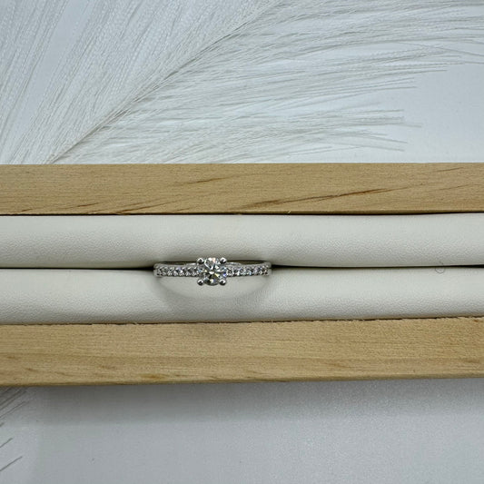 Anello solitario pavè E / IF-VVS oro e diamanti
