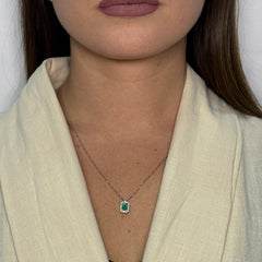 Collana veneziana con punto luce in Smeraldo e diamanti oro