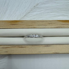 Anello trilogy oro e diamanti