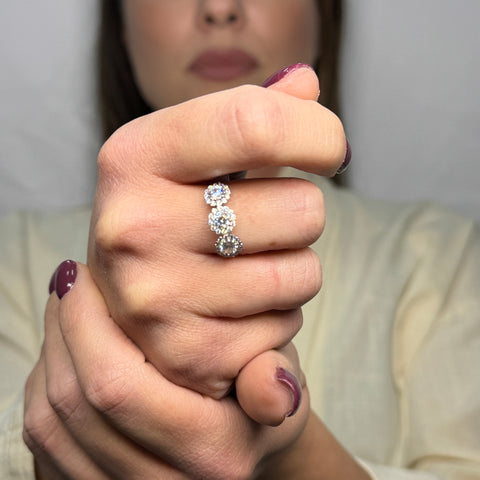 Anello trilogy fiore Magic con zirconi oro