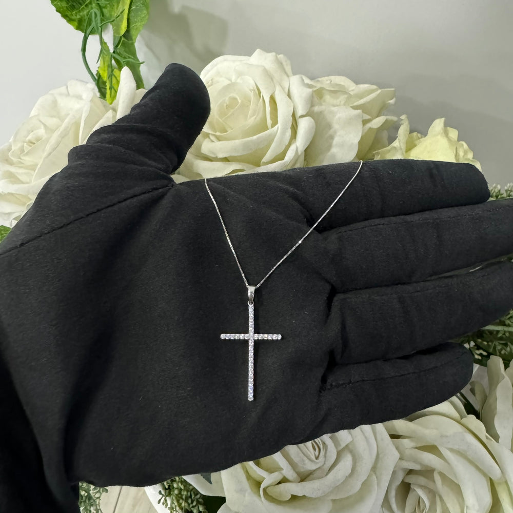 Collana con croce oro