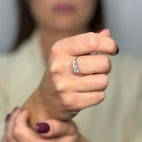 Anello trilogy pavè con zirconi oro