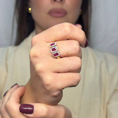 Anello trilogy rettangolo con zirconi oro