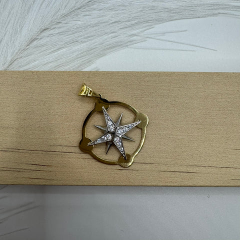 Pendente rosa dei venti zirconi oro