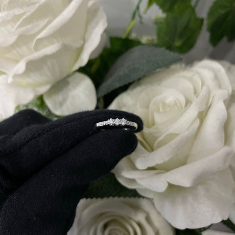 Anello trilogy pavè E-F/ IF-VVS oro e diamanti