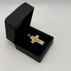 Pendente croce zirconata con Cristo 3D oro