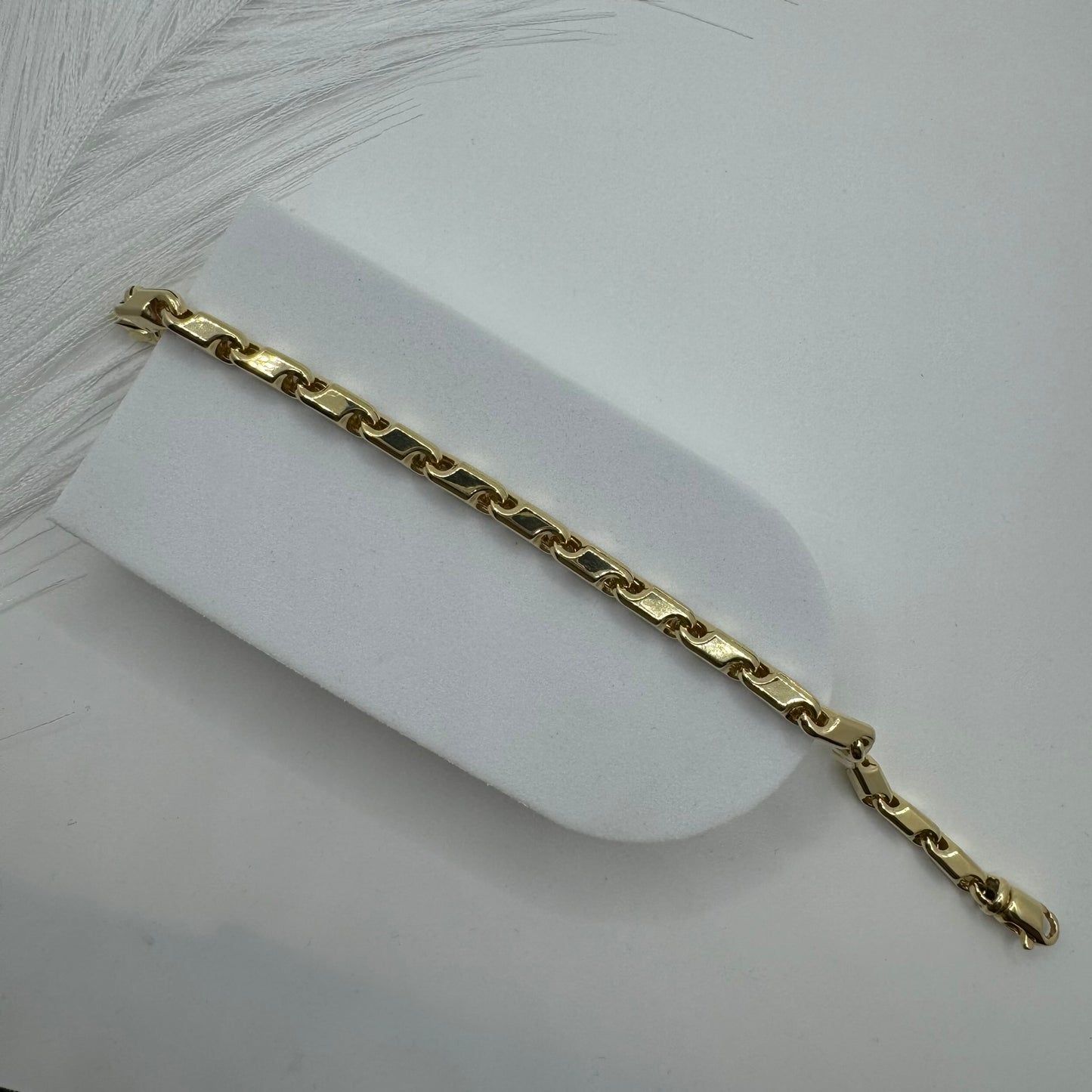 Bracciale tubolare sagomato oro