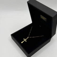 Collana con croce oro
