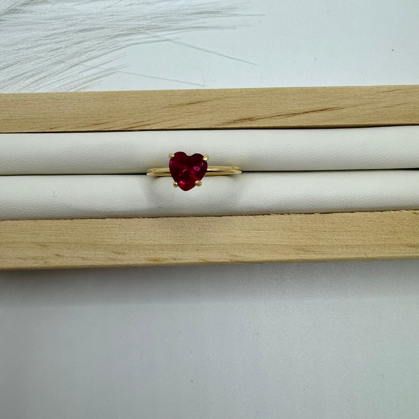 Anello cuore oro e zirconi oro