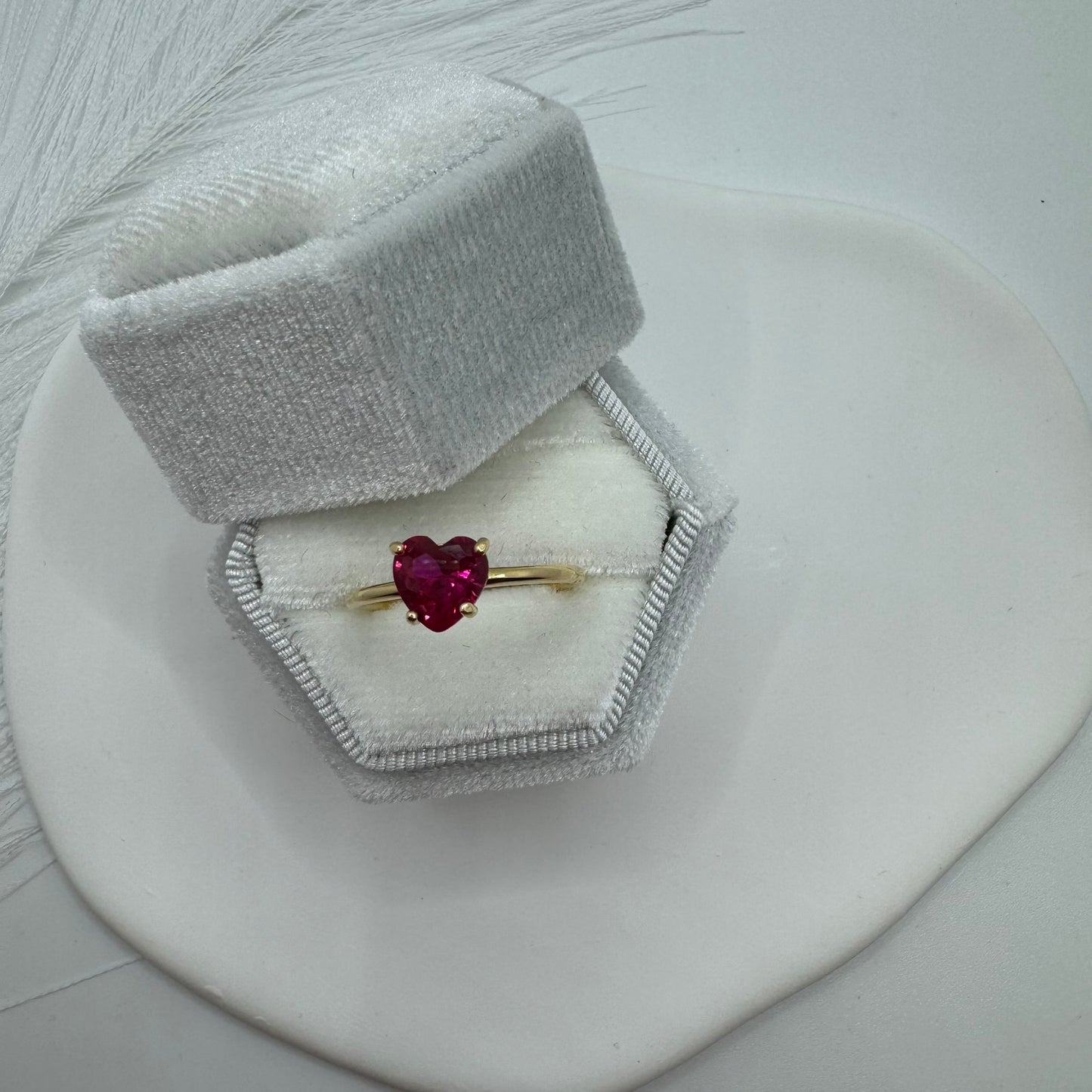 Anello cuore oro e zirconi oro
