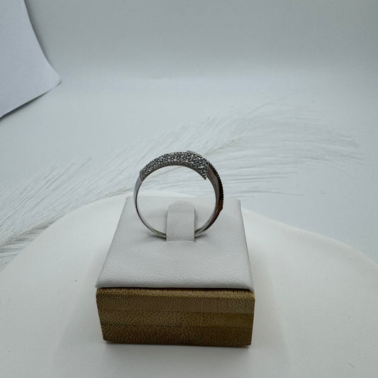 Anello incontro zirconi e oro