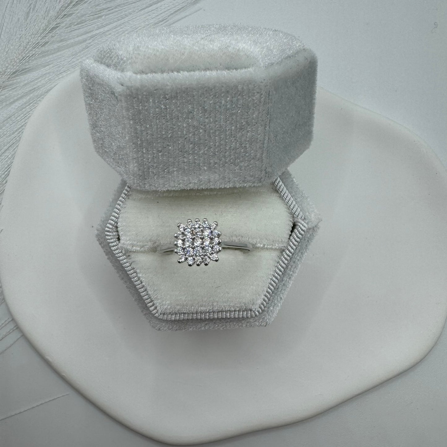 Anello Magic oro e zirconi