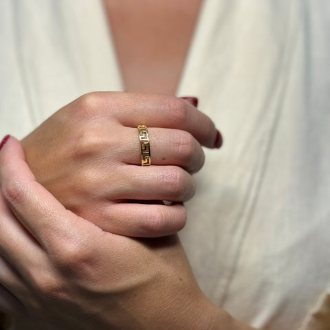 Anello greca forato oro