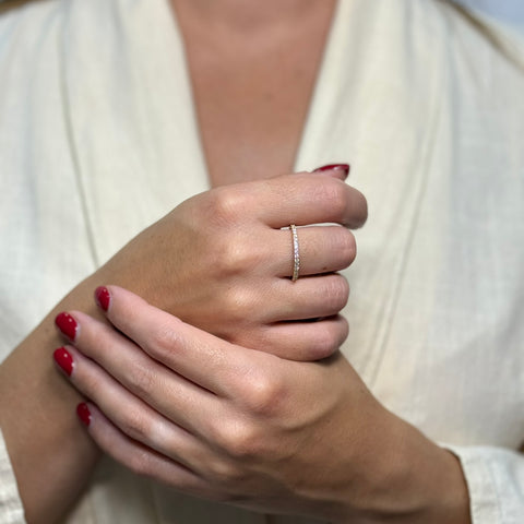 Anello Veretta con zirconi oro