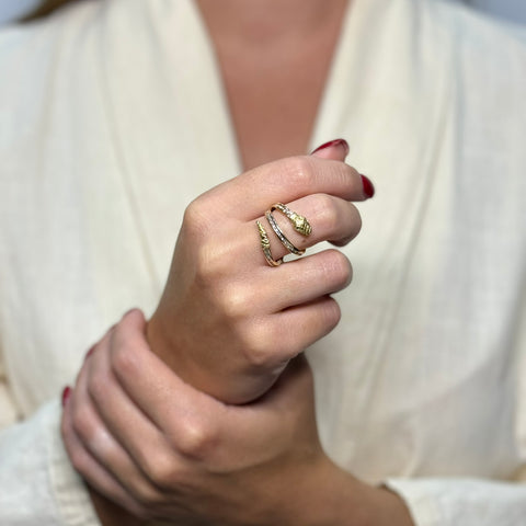 Anello serpente oro e zirconi