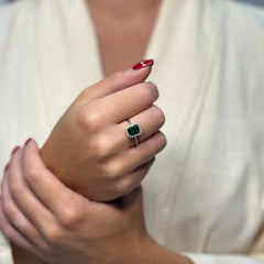 Anello Kate rettangolare oro e zircone