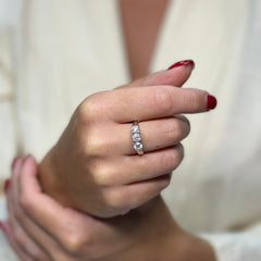 Anello trilogy  oro e diamanti E-F/IF VVS