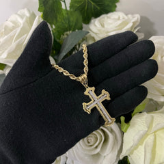 Collana con croce oro e zirconi