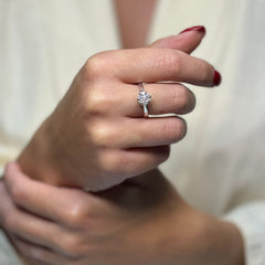 Anello solitario oro e diamanti
