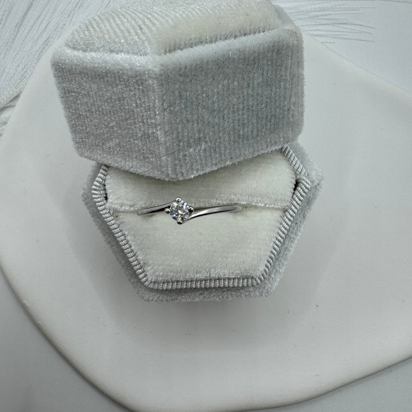 Anello solitario oro