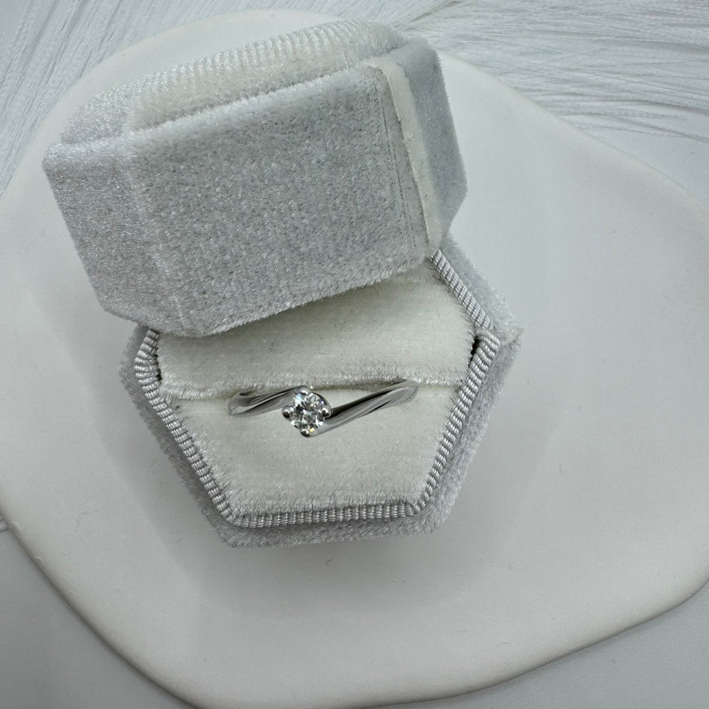 Anello solitario H-I / VS oro e diamante