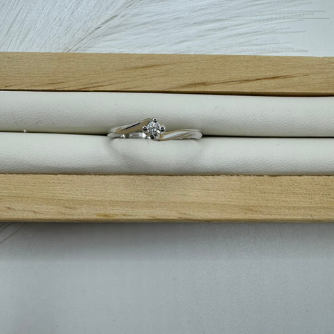 Anello solitario  G-H/ VS oro e diamante