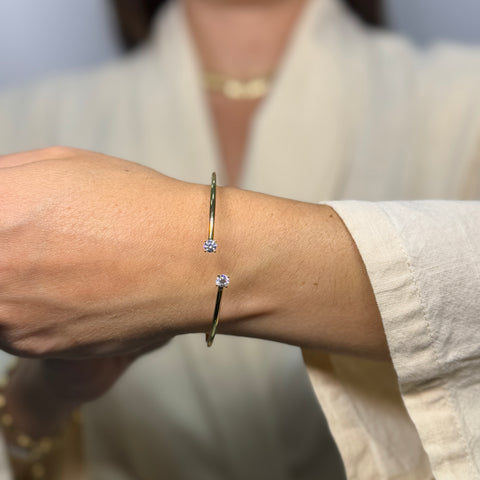 Bracciale tubolare rigido con zirconi oro