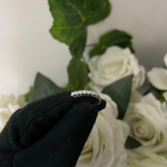 Anello semi veretta E-F/IF-VVS oro e diamanti