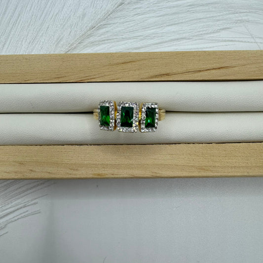 Anello trilogy rettangolo con zirconi oro