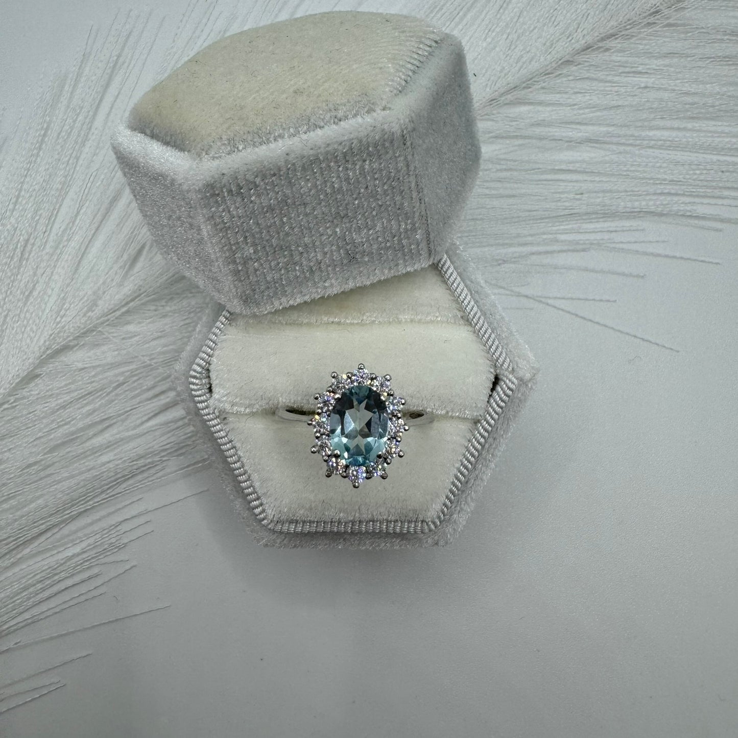 Anello Kate ovale oro e zircone
