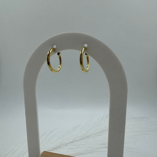 Orecchini cerchio tubolare oro