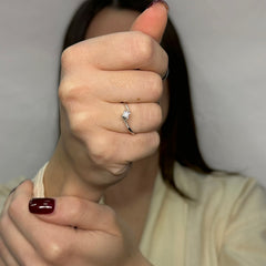 Anello solitario oro e diamanti