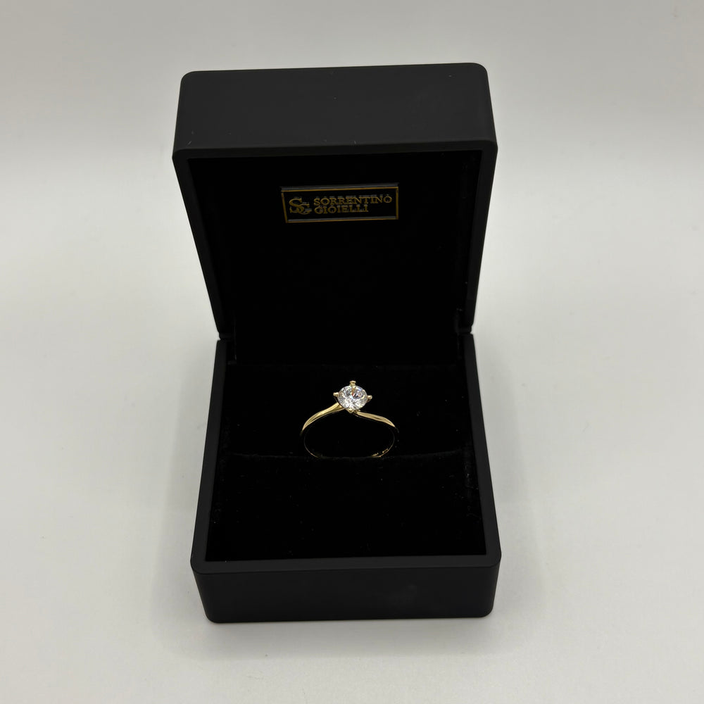 Anello solitario oro e zircone